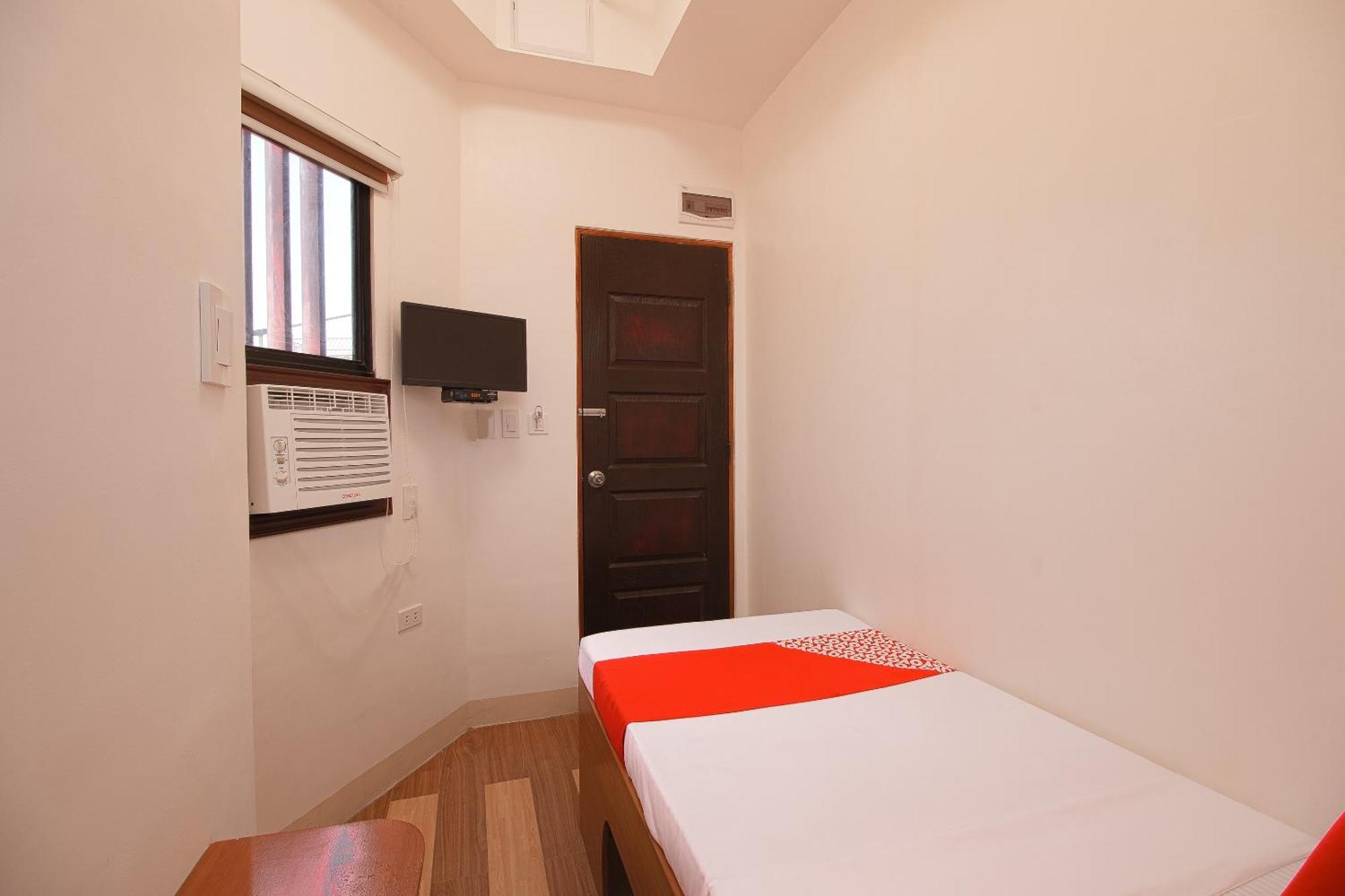 Oyo 685 K Fortune Apartelle Μακτάν Εξωτερικό φωτογραφία